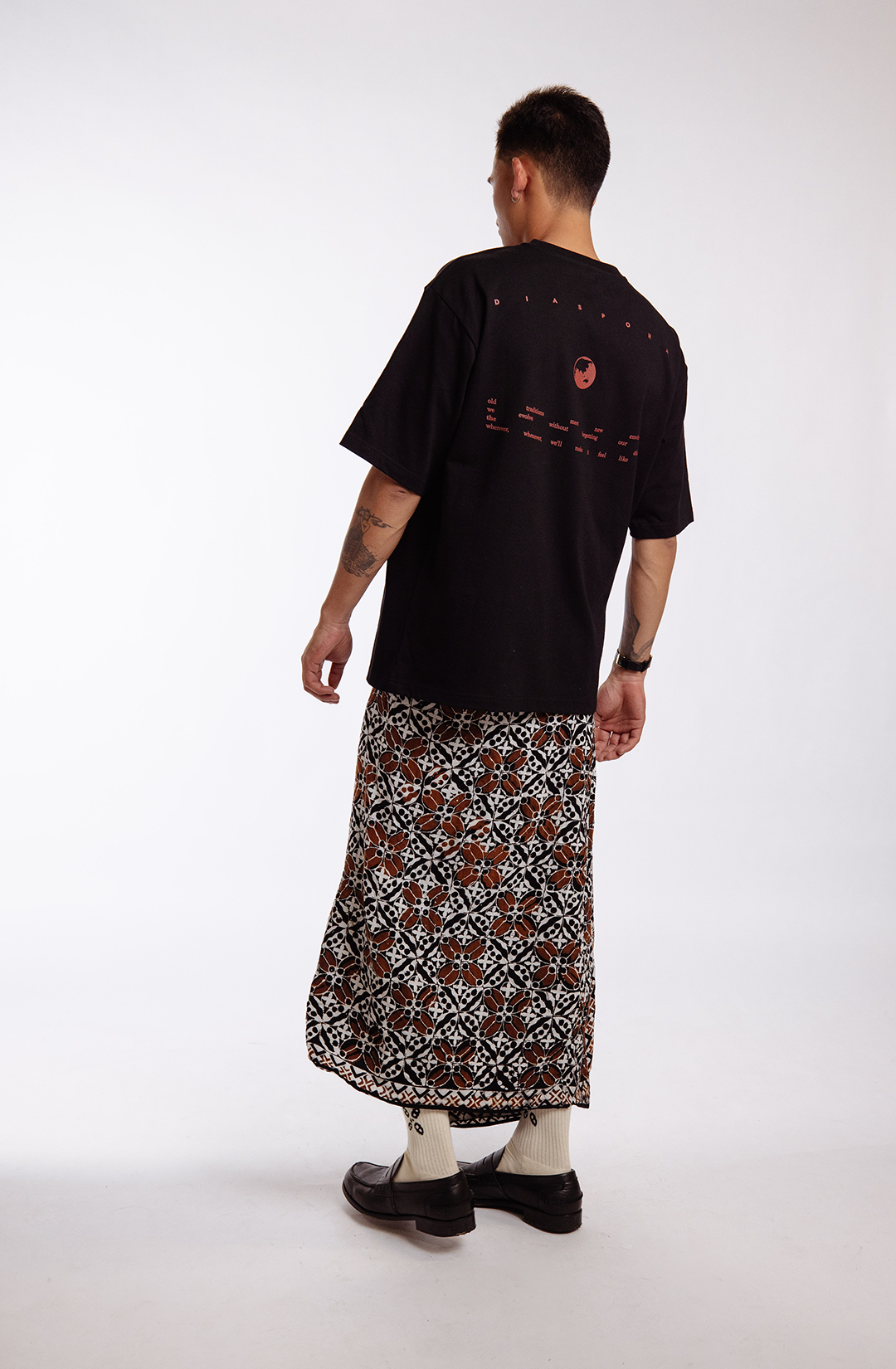 The Diaspora t-shirt  | black - boxy fit